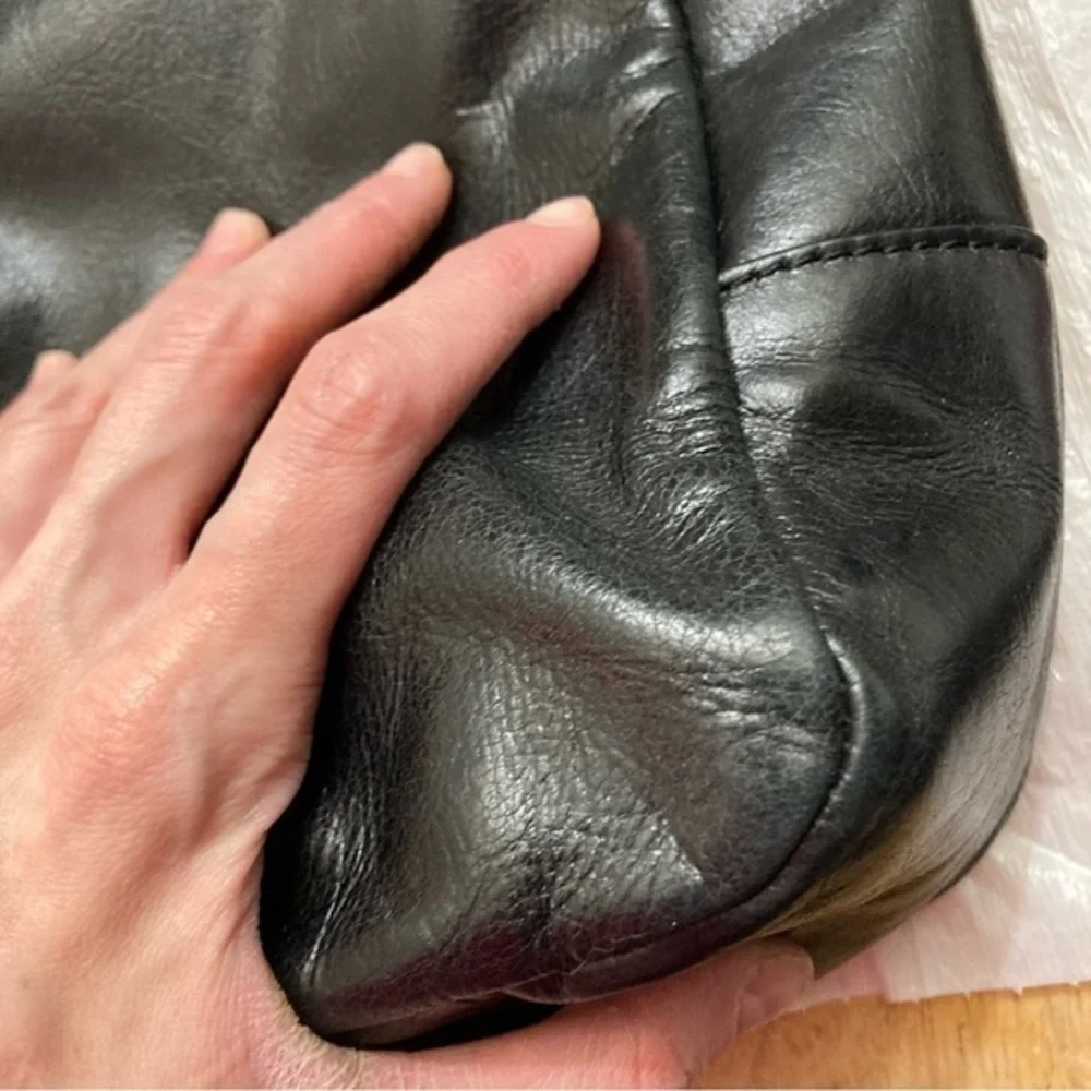 Tory Burch black leather shoulder bag